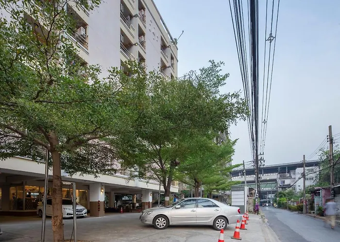 Gems Park Don Mueang Airport And Bts Hotel 3*