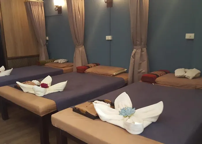 Gems Park Don Mueang Airport And Bts Hotel