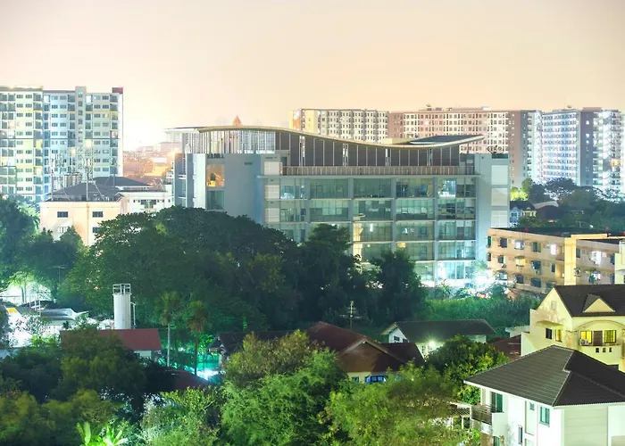 Gems Park Don Mueang Airport And Bts 3* Bangkok