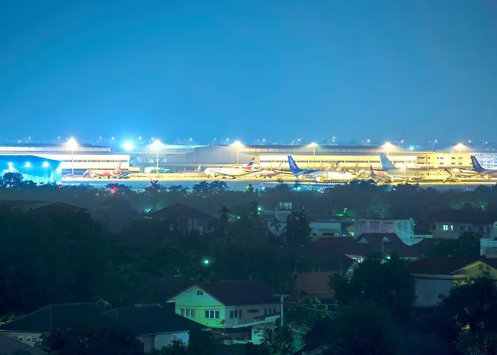 Gems Park Don Mueang Airport And Bts 3* Bangkok