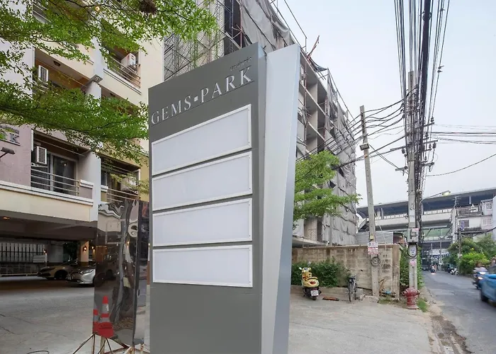 Gems Park Don Mueang Airport And Bts Hotel