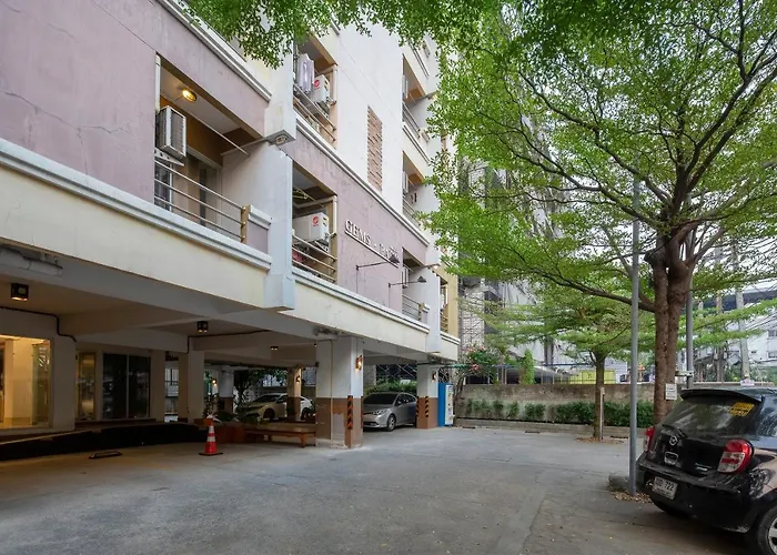 Gems Park Don Mueang Airport And Bts Hotel 3*